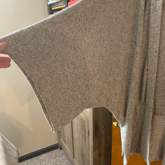 Saturday Sunday Kimono Sweater - Picture 5 of 5